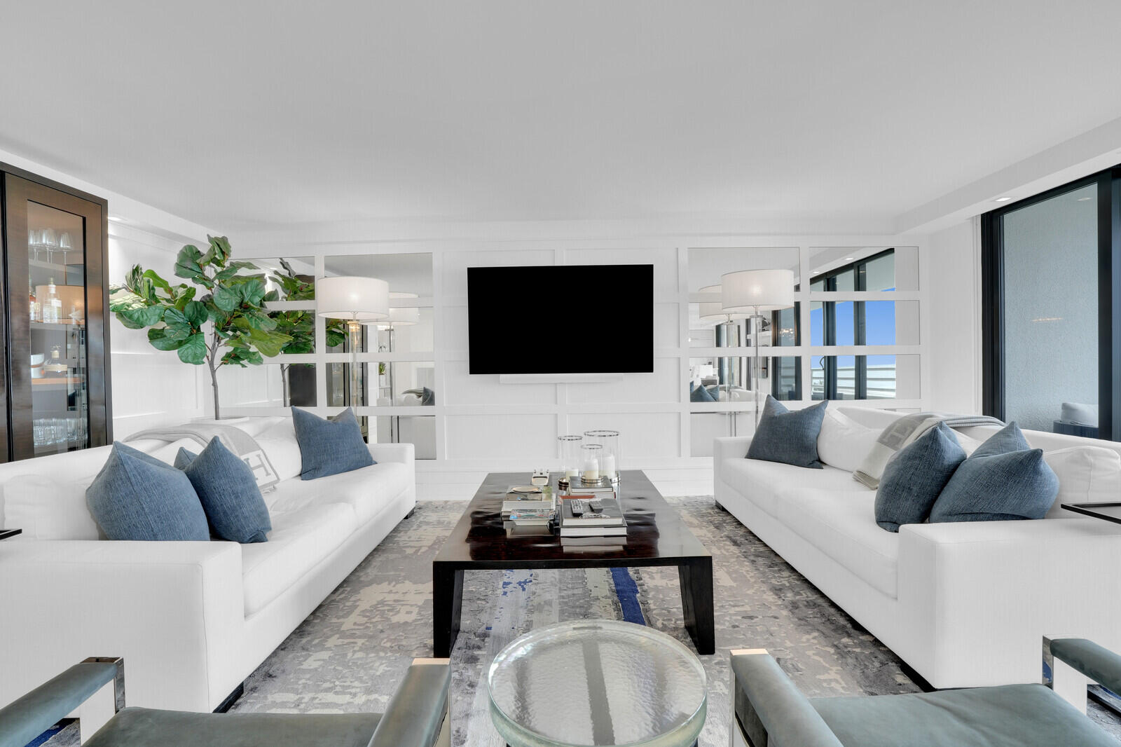 1400 South Ocean Boulevard, Unit 405 Boca Raton, FL 33432 - Photo 5 of 44 Family room1