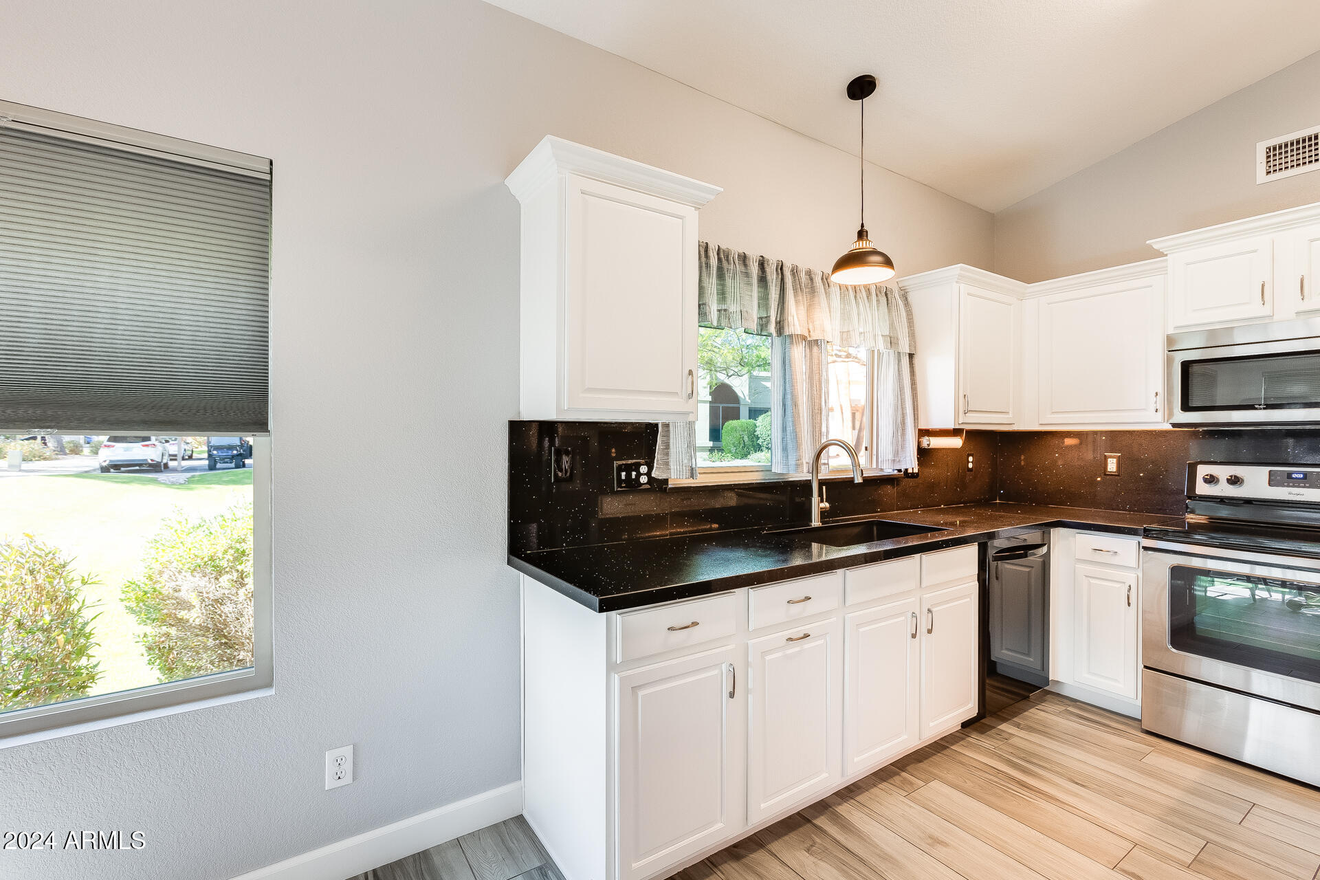 14300 West Bell Road, Unit 273 Surprise, AZ 85374 - Photo 7 of 39 Gallery Image 7