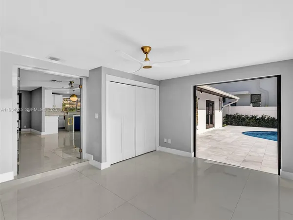 a view of livingroom with kitchen