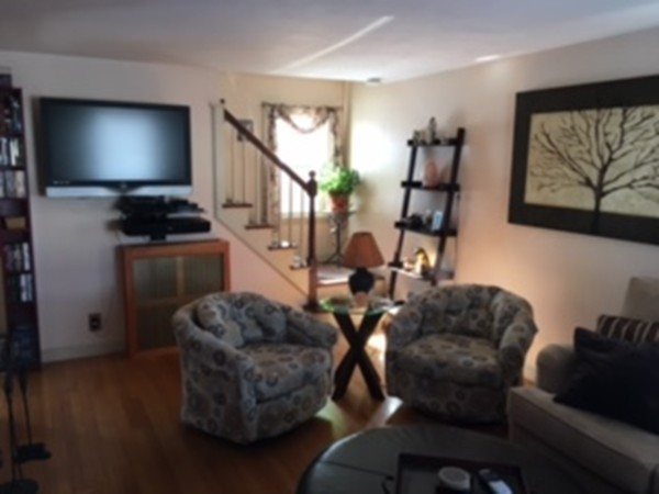 164 Granby Road South Hadley, MA 01075 - Photo 5 of 25 Gallery Image 5