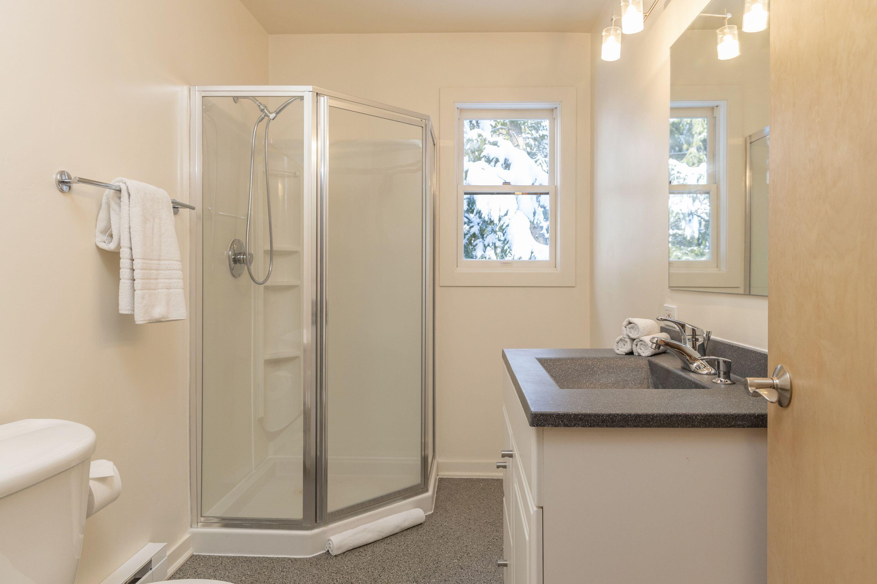 125 Board Loop Ketchum, ID 83340 - Photo 16 of 17 Second Bathroom