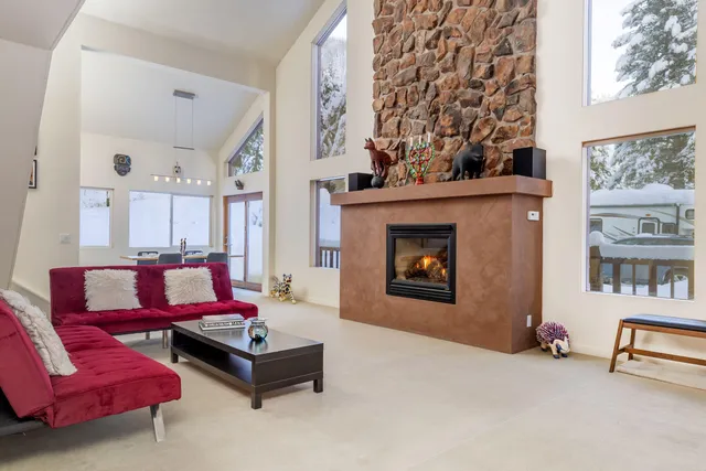 $2,200,000 | 125 Board Loop, Ketchum, ID 83340