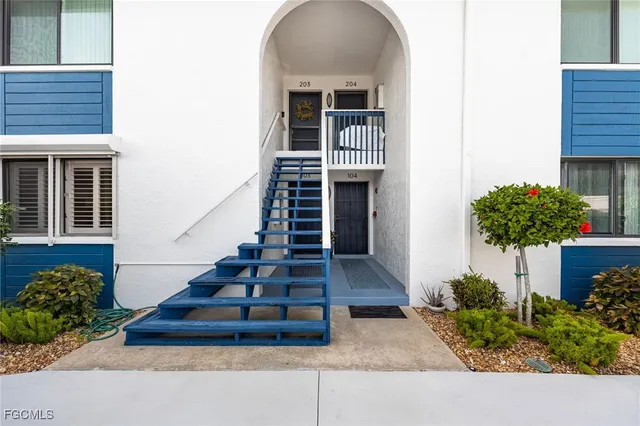 $230,000 | 4904 Vincennes Street, Unit 103, Cape Coral, FL 33904