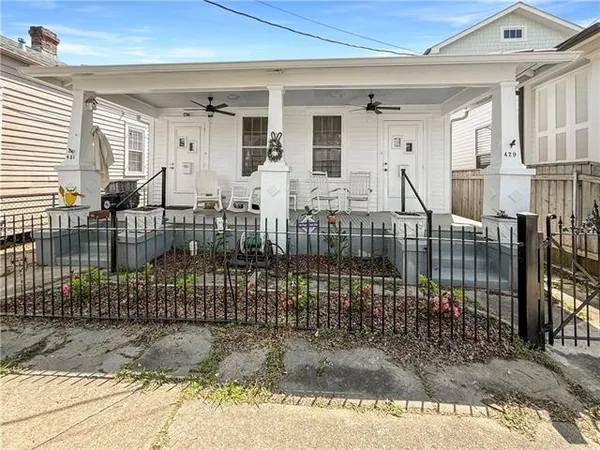 $1,700 | 429 Calhoun Street, New Orleans, LA 70118