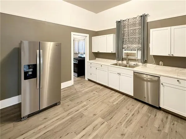 $1,700 | 429 Calhoun Street, New Orleans, LA 70118