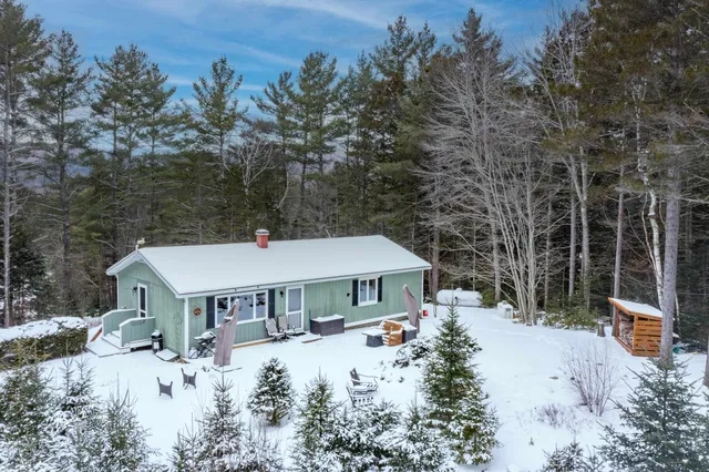 $479,000 | 1591 Easton Valley Road, Easton, NH 03580