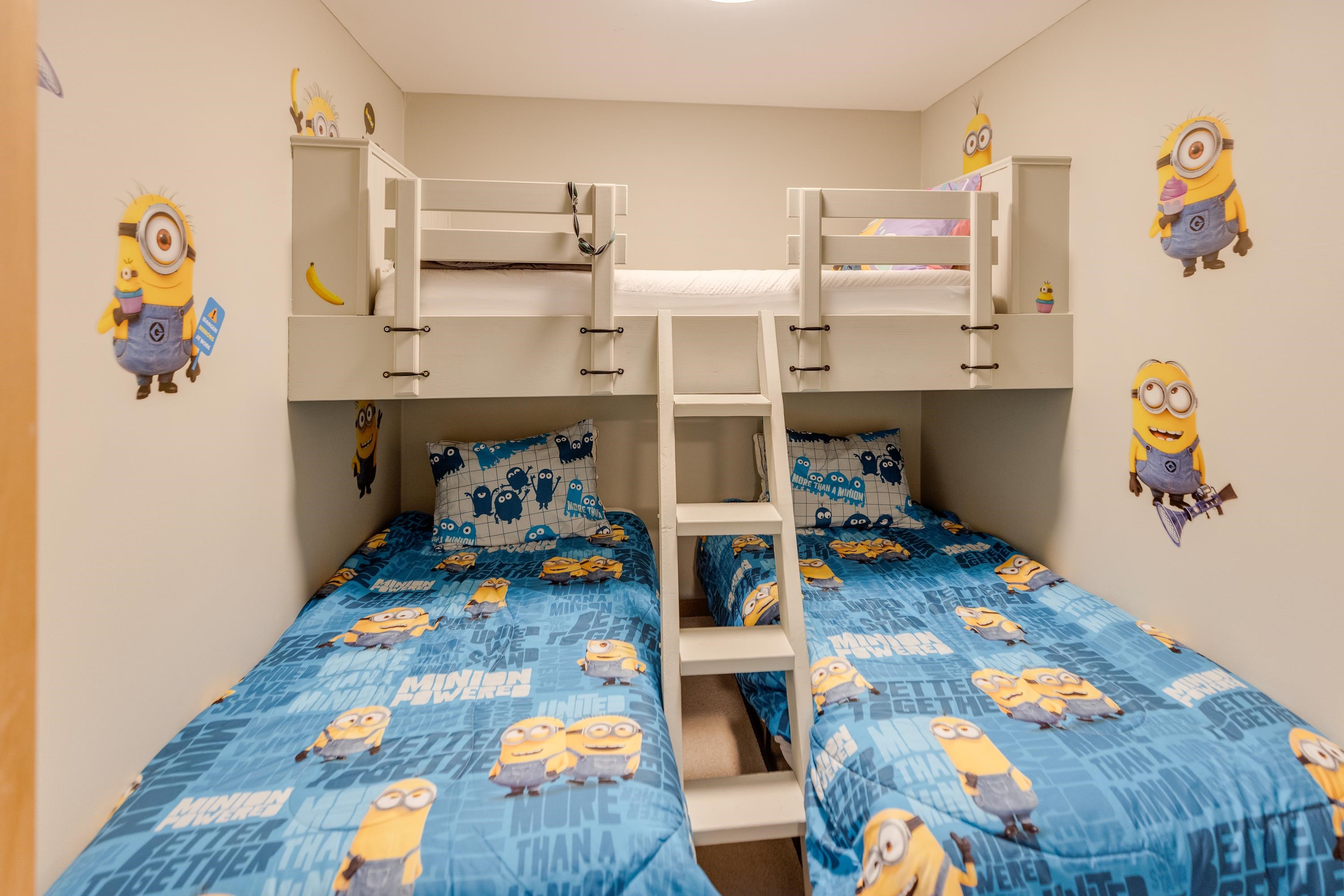 1591 Easton Valley Road Easton, NH 03580 - Photo 19 of 54