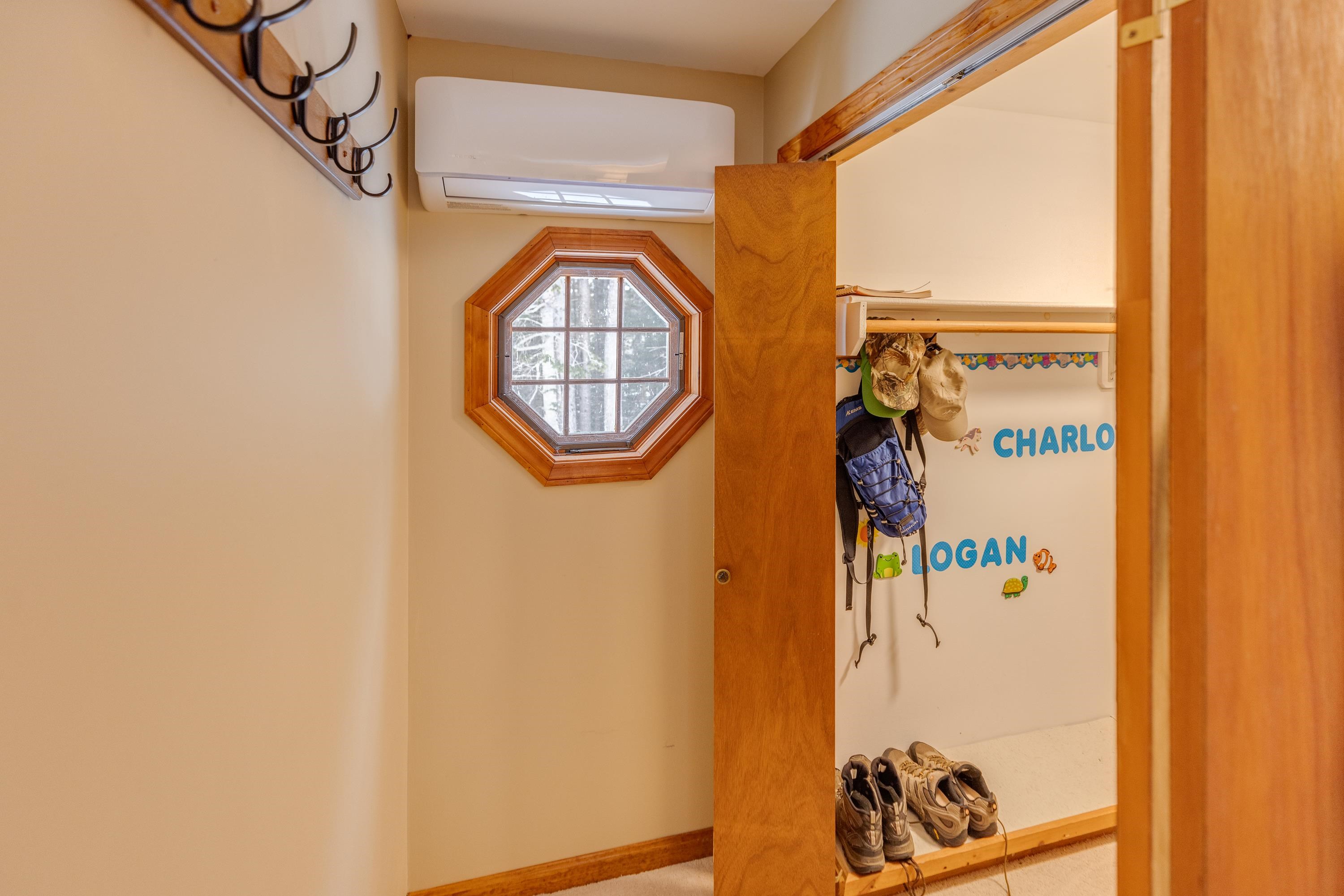 1591 Easton Valley Road Easton, NH 03580 - Photo 24 of 54