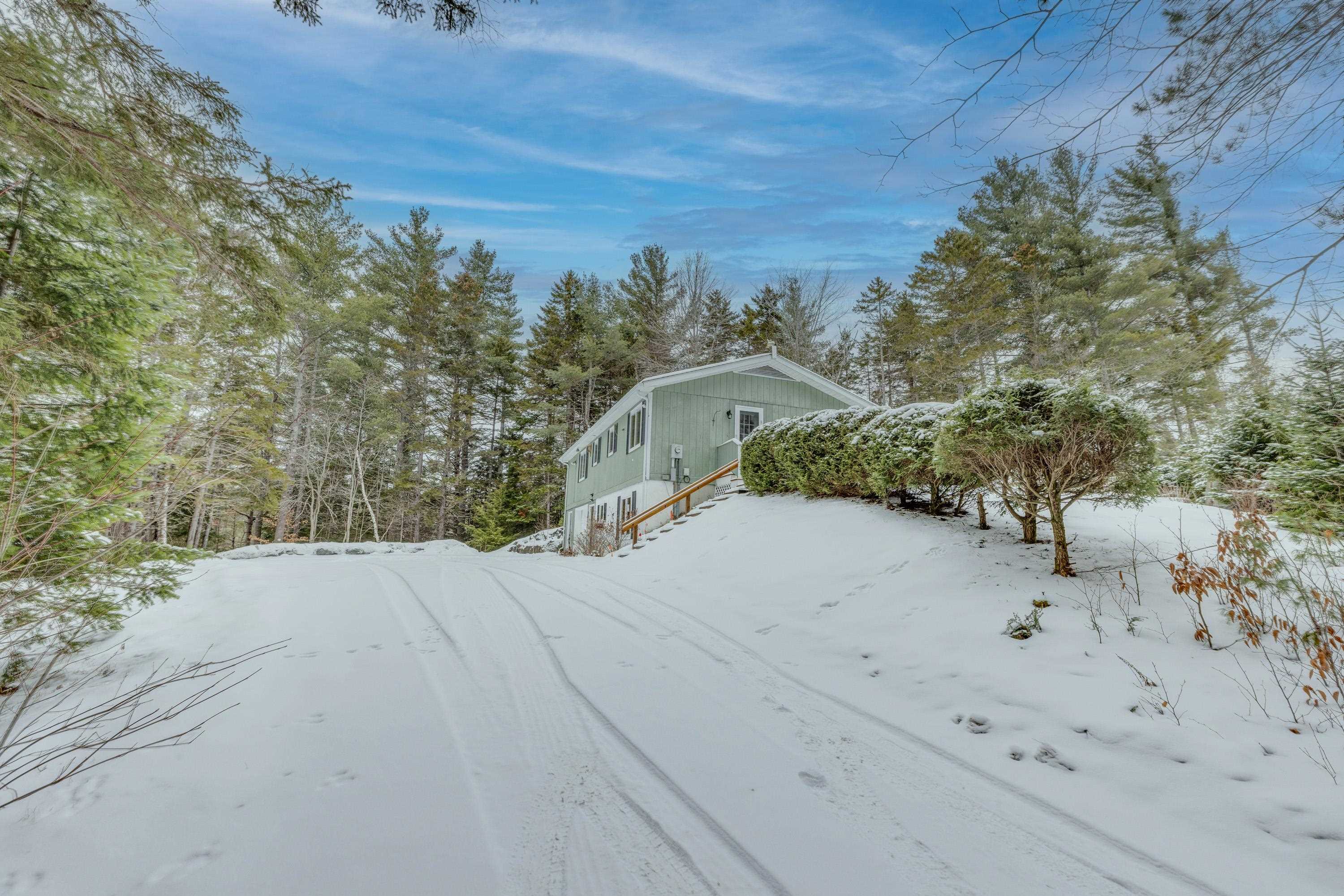 1591 Easton Valley Road Easton, NH 03580 - Photo 3 of 54