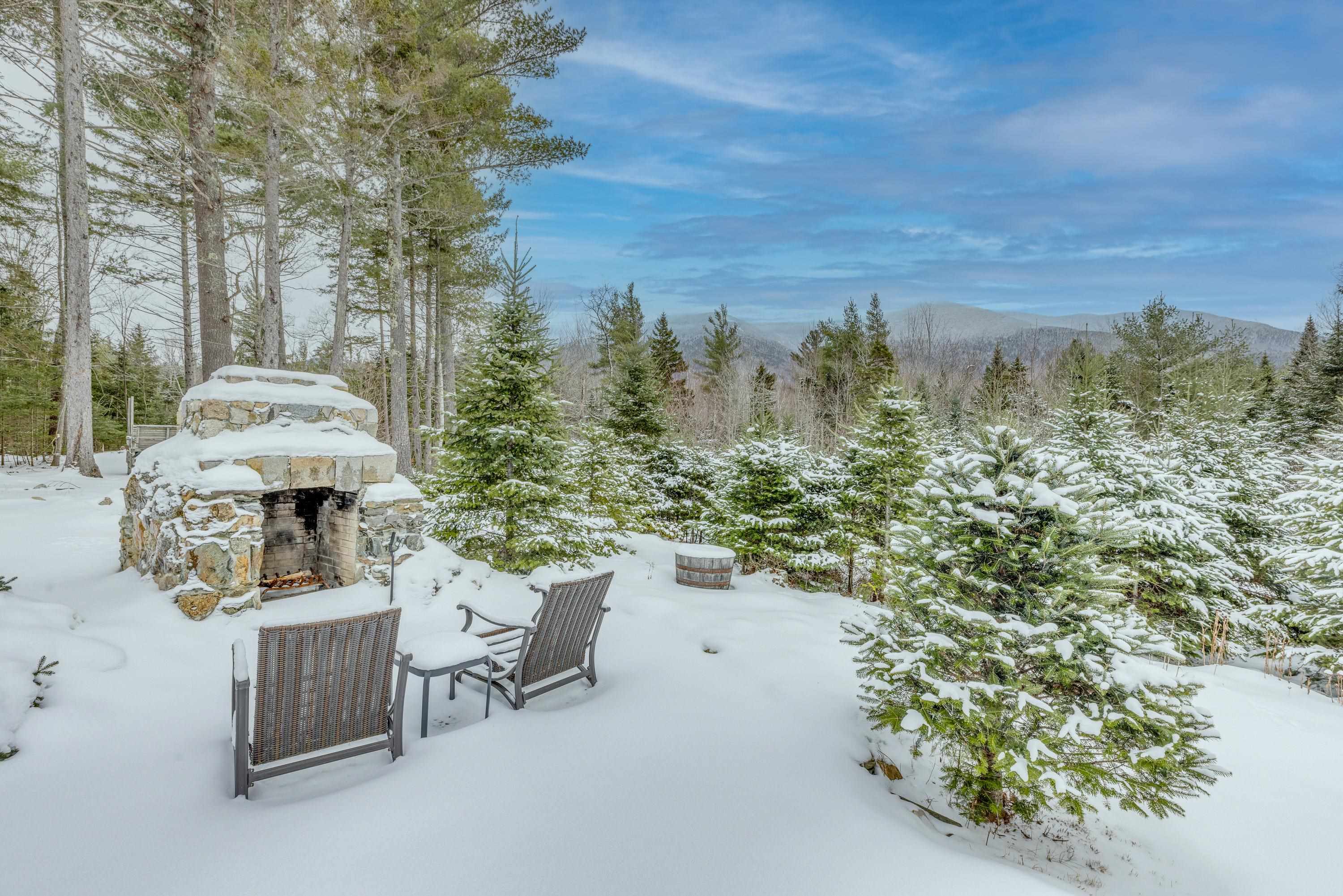 1591 Easton Valley Road Easton, NH 03580 - Photo 38 of 54