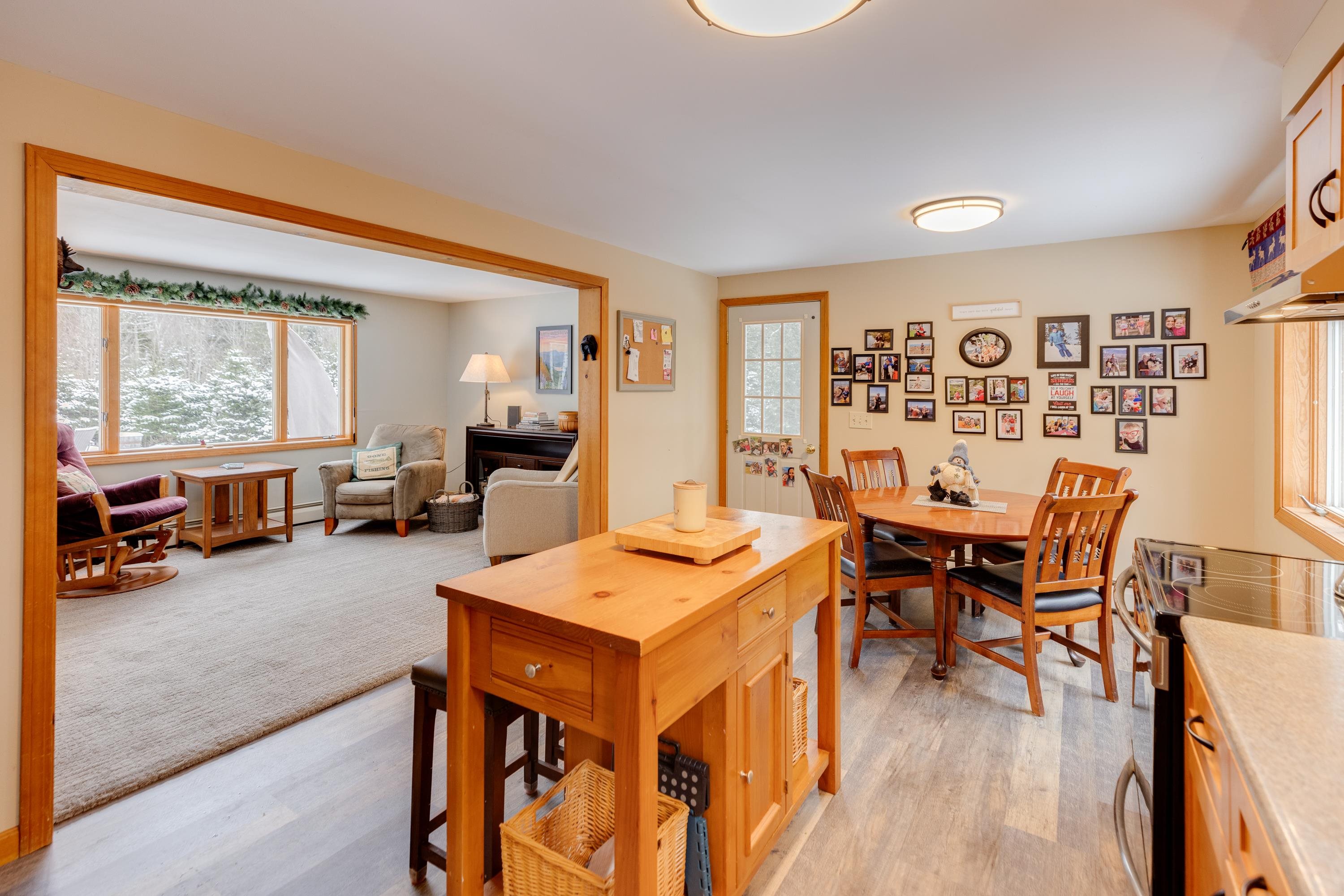 1591 Easton Valley Road Easton, NH 03580 - Photo 8 of 54