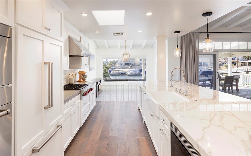 56 Balboa Newport Beach, CA 92663 - Photo 12 of 37