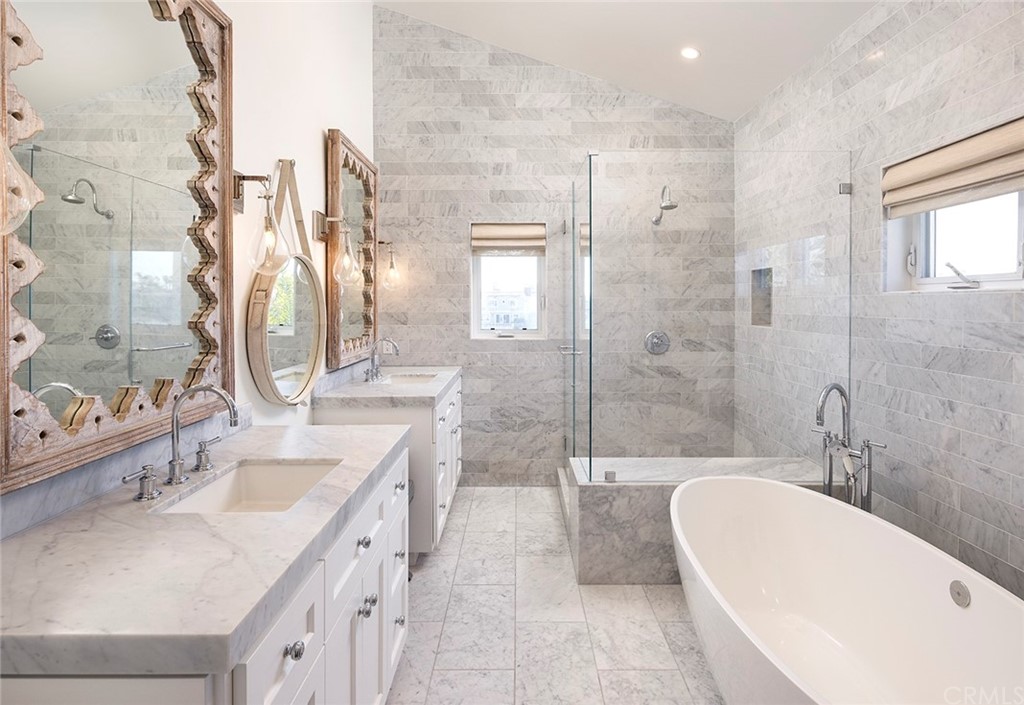 56 Balboa Newport Beach, CA 92663 - Photo 19 of 37