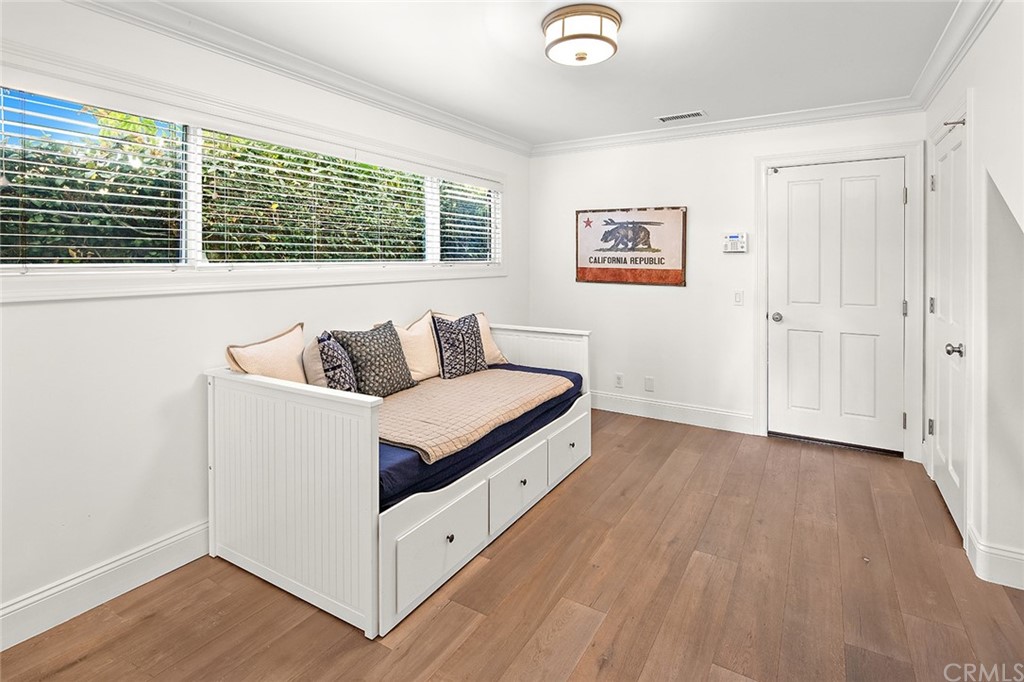 56 Balboa Newport Beach, CA 92663 - Photo 22 of 37