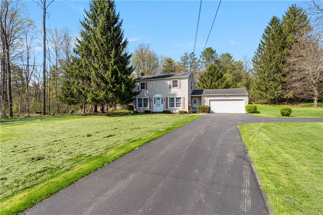2408 Rush Mendon Road Honeoye Falls, NY 14472 - Photo 2 of 38