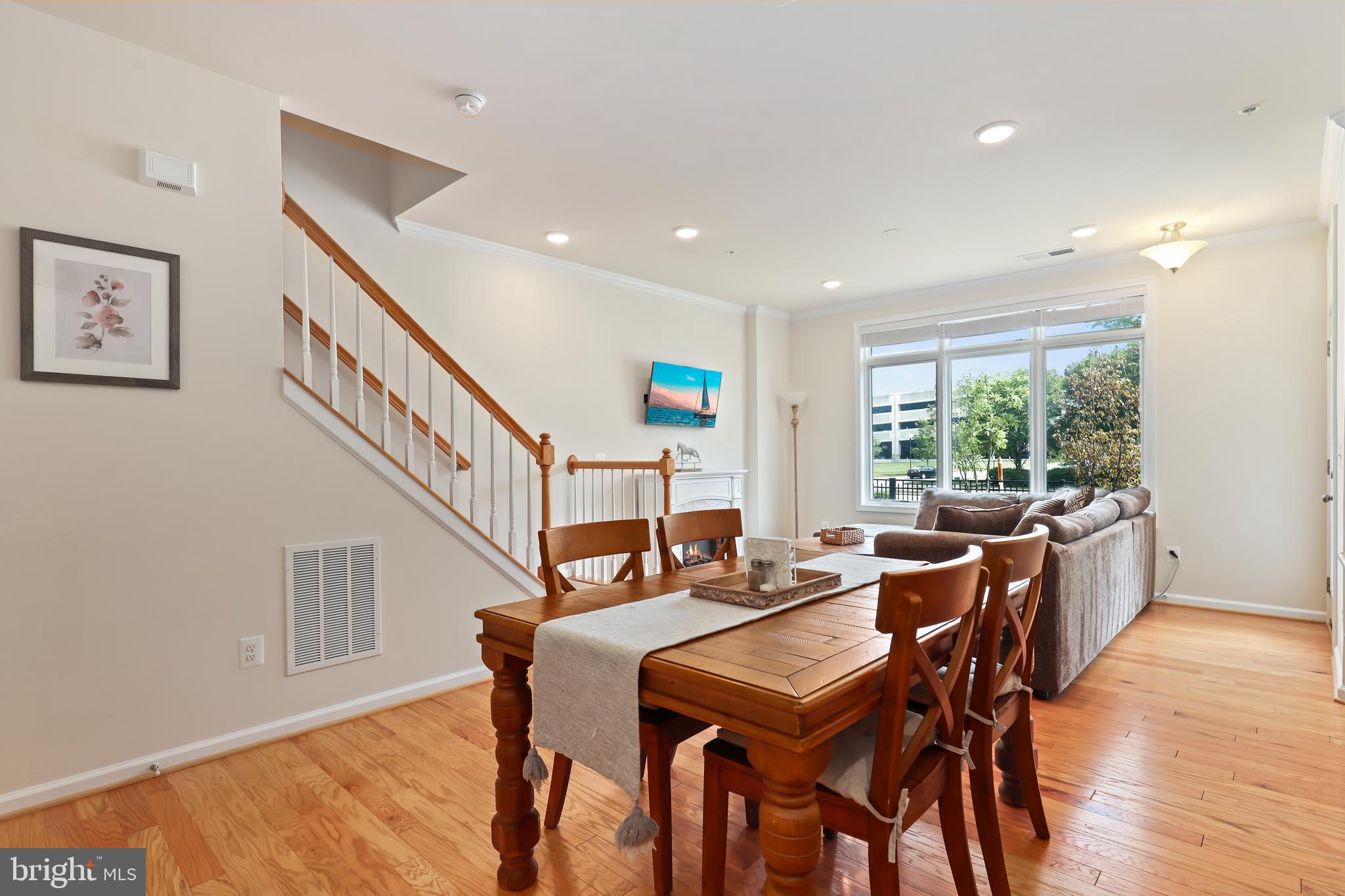 1016 Ribbon Limestone Terrace Southeast Leesburg, VA 20175 - Photo 7 of 29