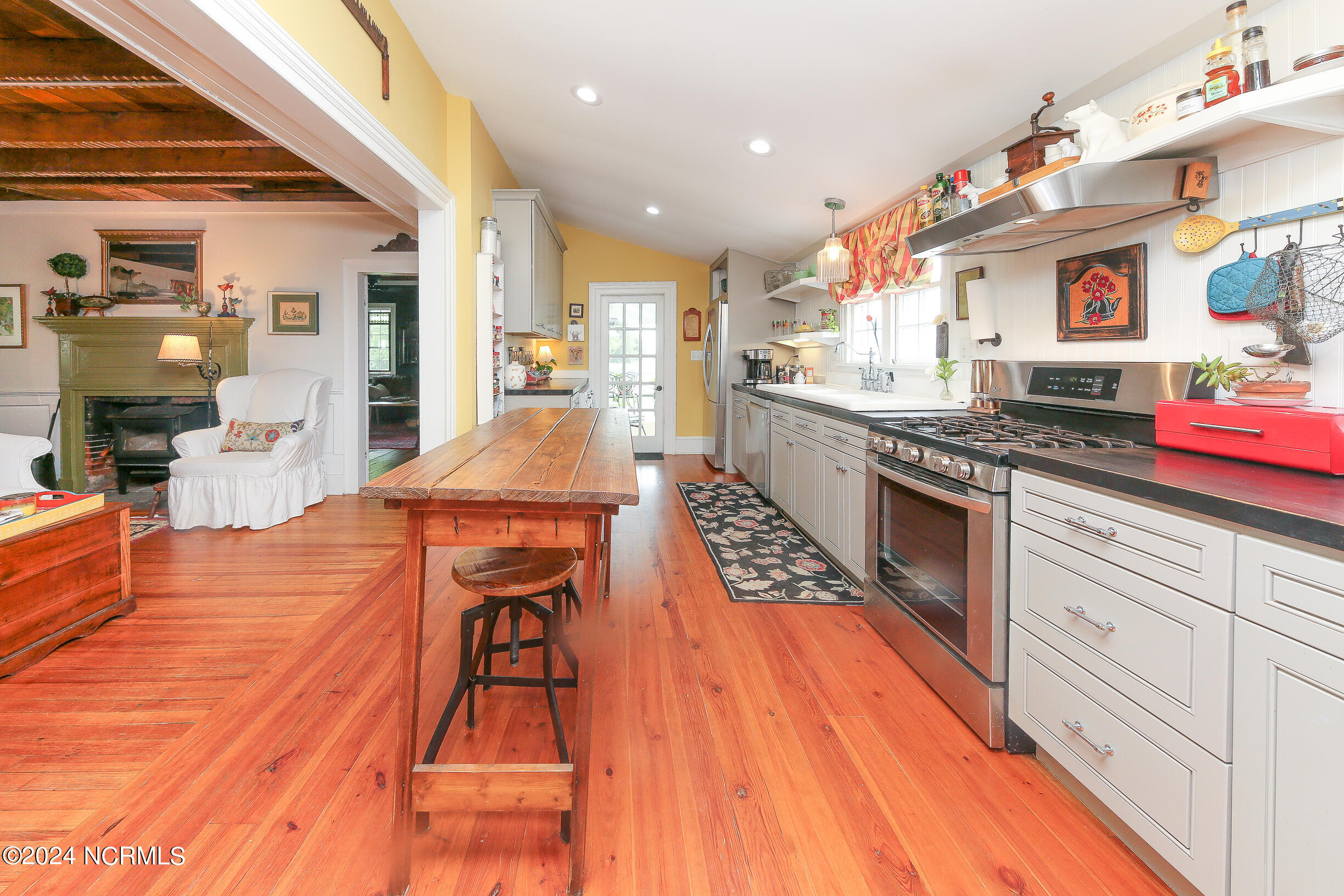 398 New Hope Road Hertford, NC 27944 - Photo 12 of 72 Kitchen