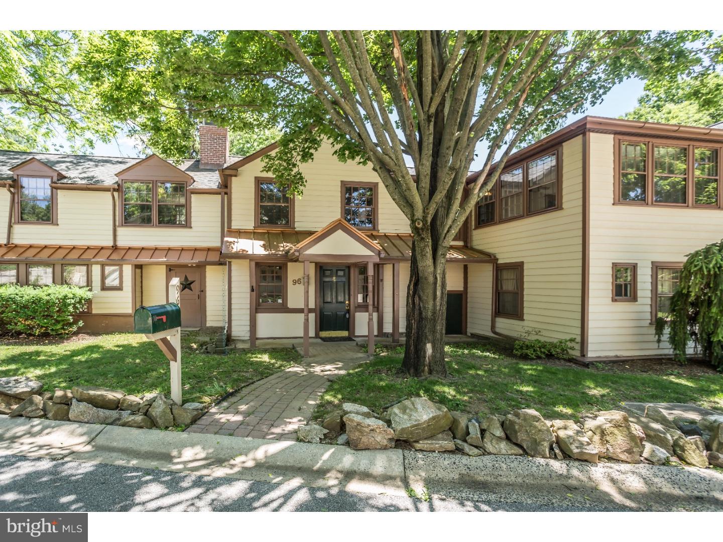 96 Chase Road Wayne, PA 19087 - Photo 2 of 25 Exterior Front