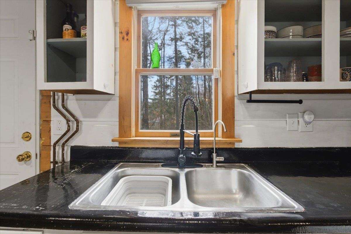 214 Hickory Road Woodford, VT 05201 - Photo 7 of 23 Gallery Image 7