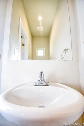 $1,600 | 8318 Via Verona, Unit 104, San Antonio, TX 78227