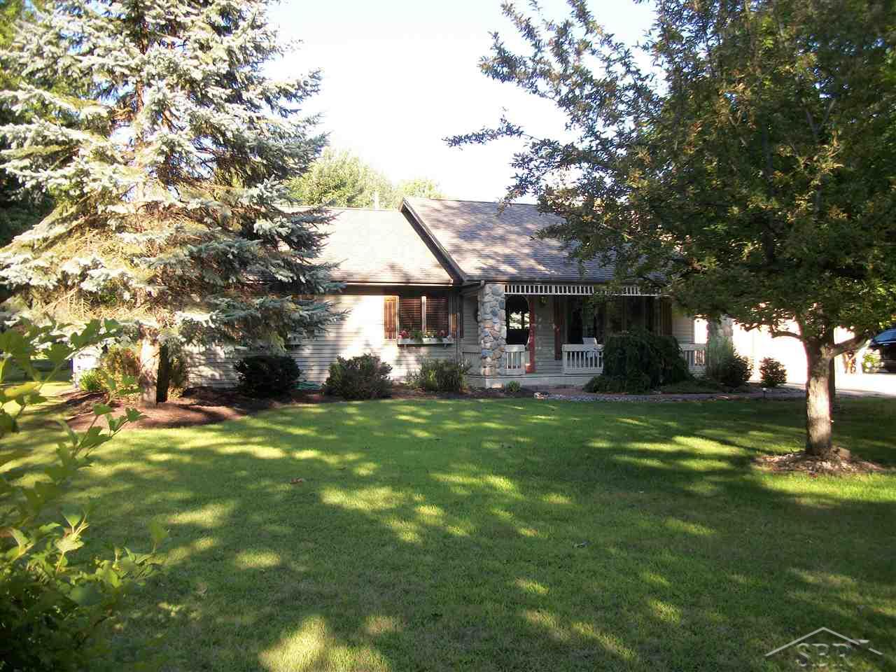7889 Beaver Road St. Charles, MI 48655 - Photo 1 of 17 31256664.JPG