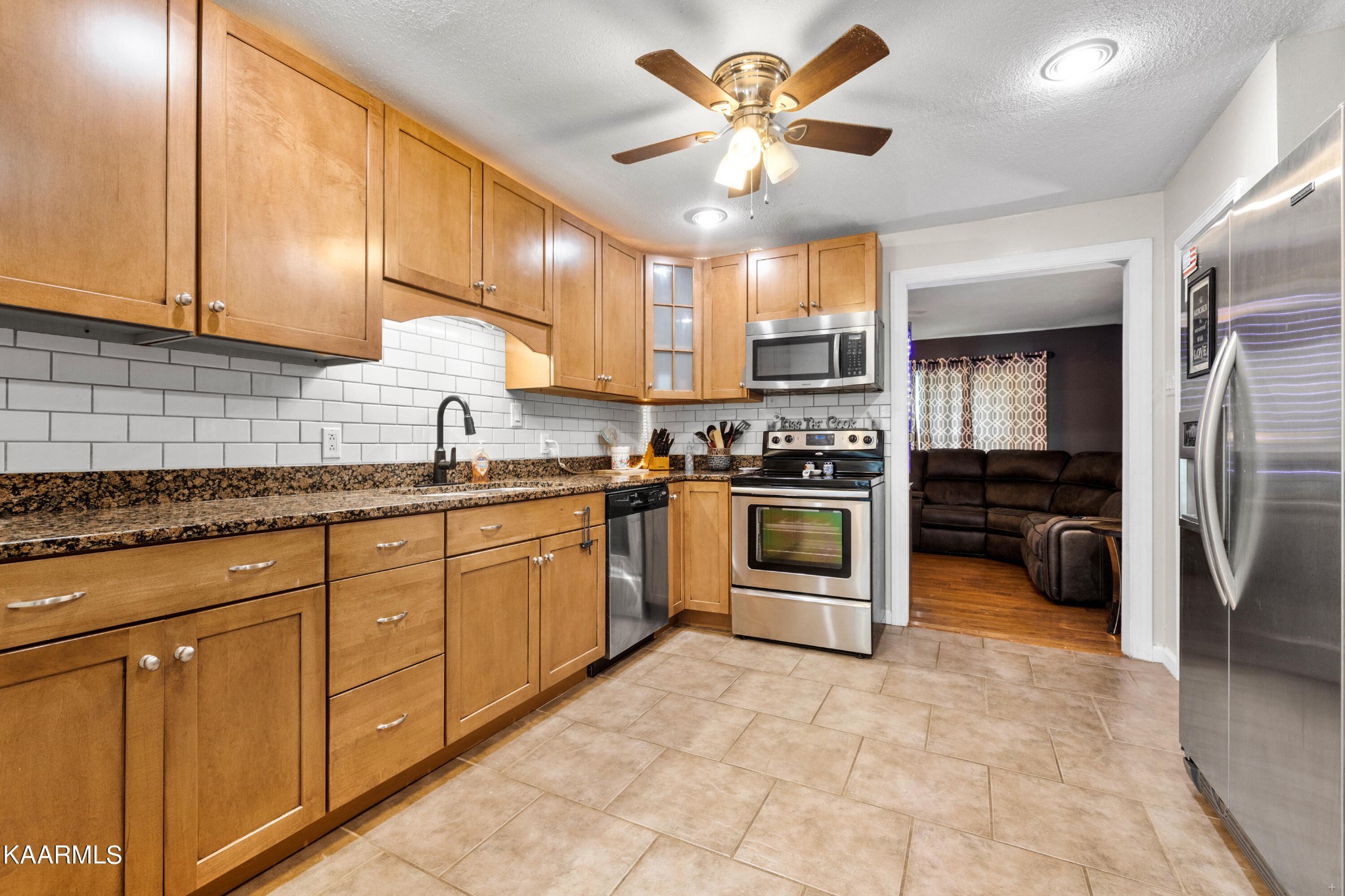 105 Gray Knob Road Kingston, TN 37763 - Photo 4 of 17 Gallery Image 4
