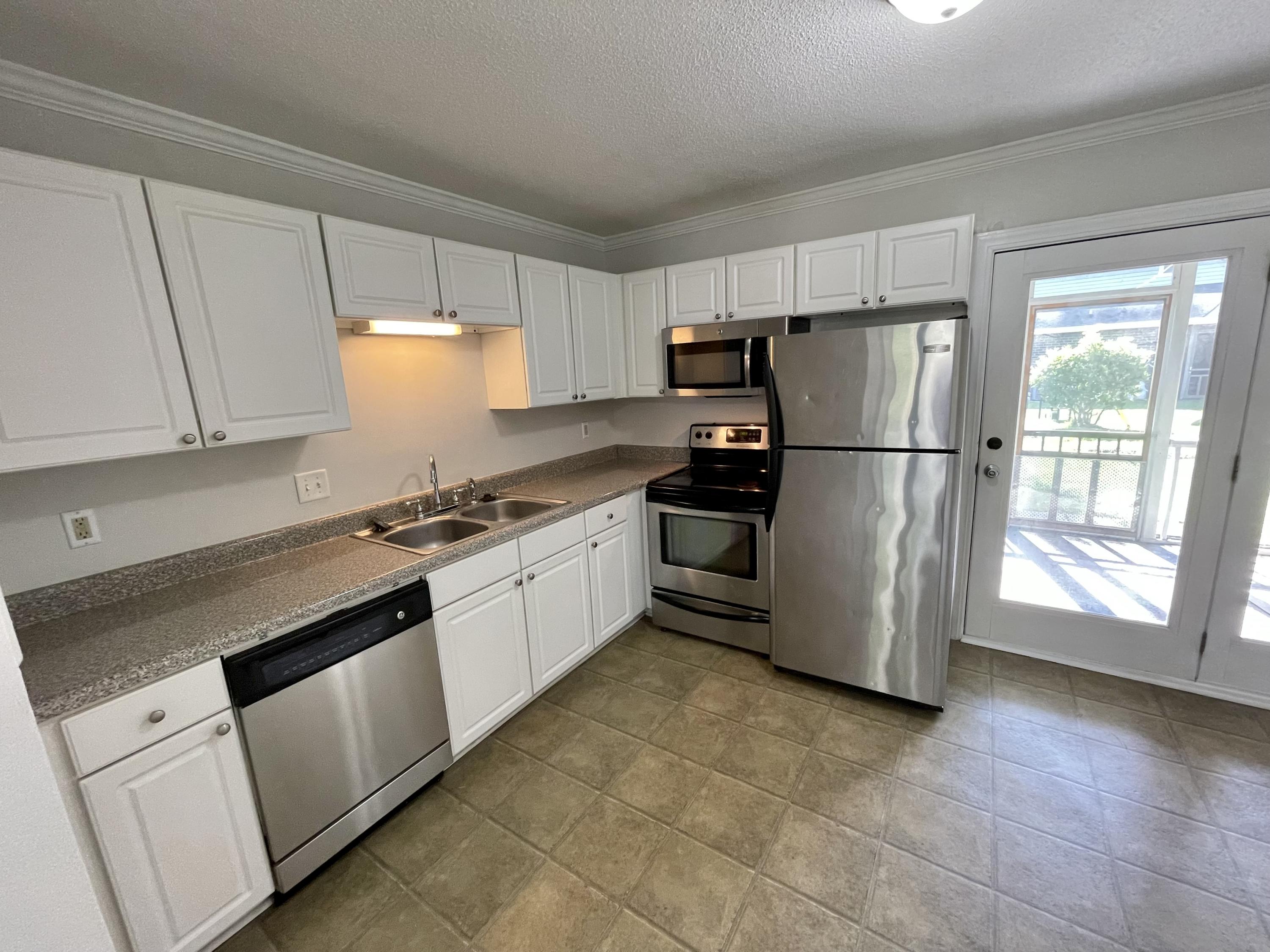 1860 Mepkin Road, Unit H2 Charleston, SC 29407 - Photo 3 of 12 Mepkin2