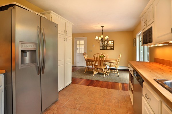 52 Middle Road Newbury, MA 01951 - Photo 4 of 30