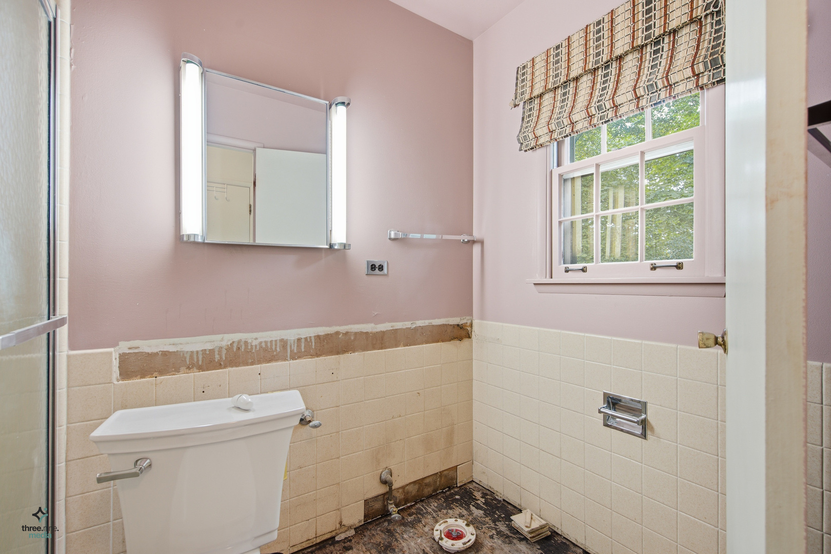 681 Smoke Tree Road Deerfield, IL 60015 - Photo 22 of 39 Gallery Image 22
