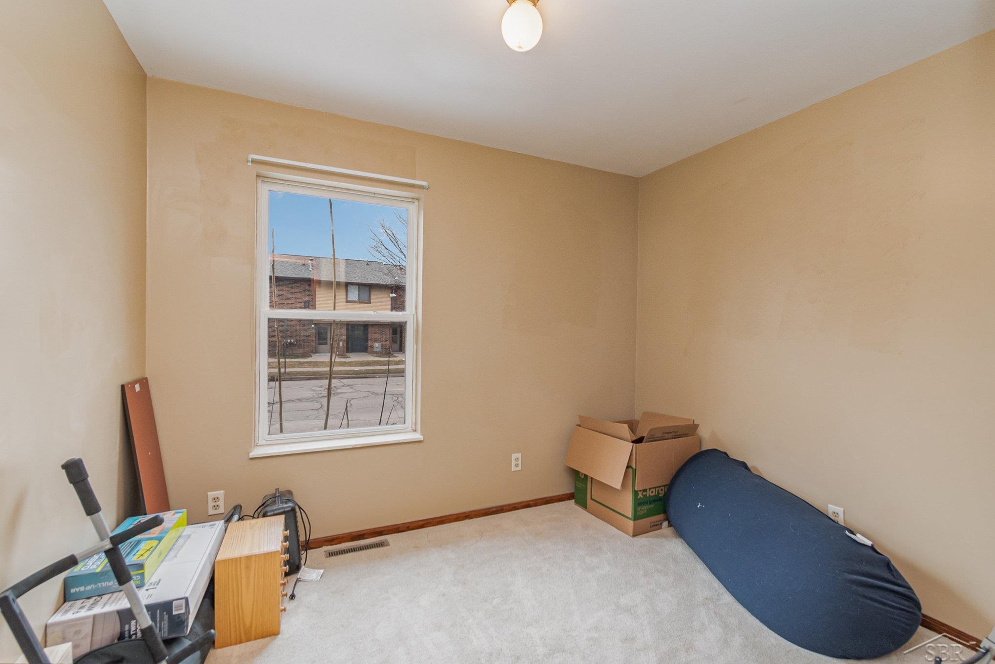 800 3rd Street Bay City, MI 48708 - Photo 11 of 21 Bedroom 2