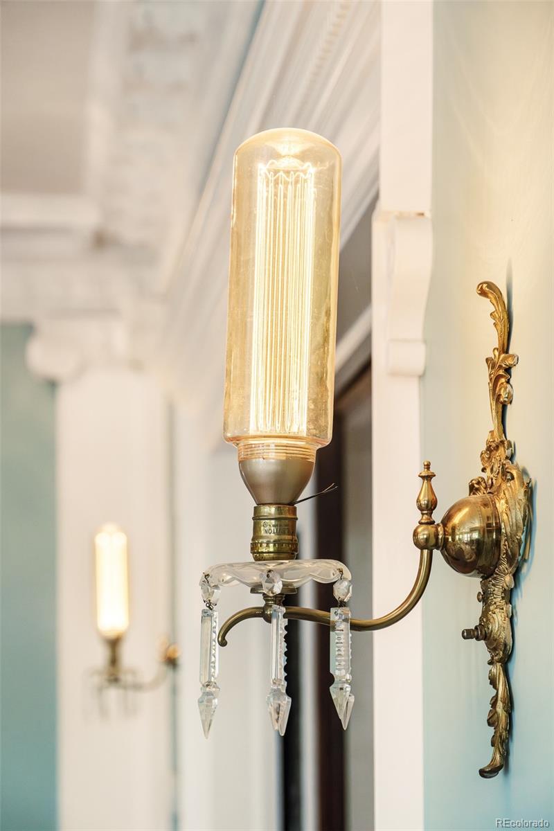 680 North Clarkson Street Denver, CO 80218 - Photo 7 of 39 a view of entryway and hall with a mirror