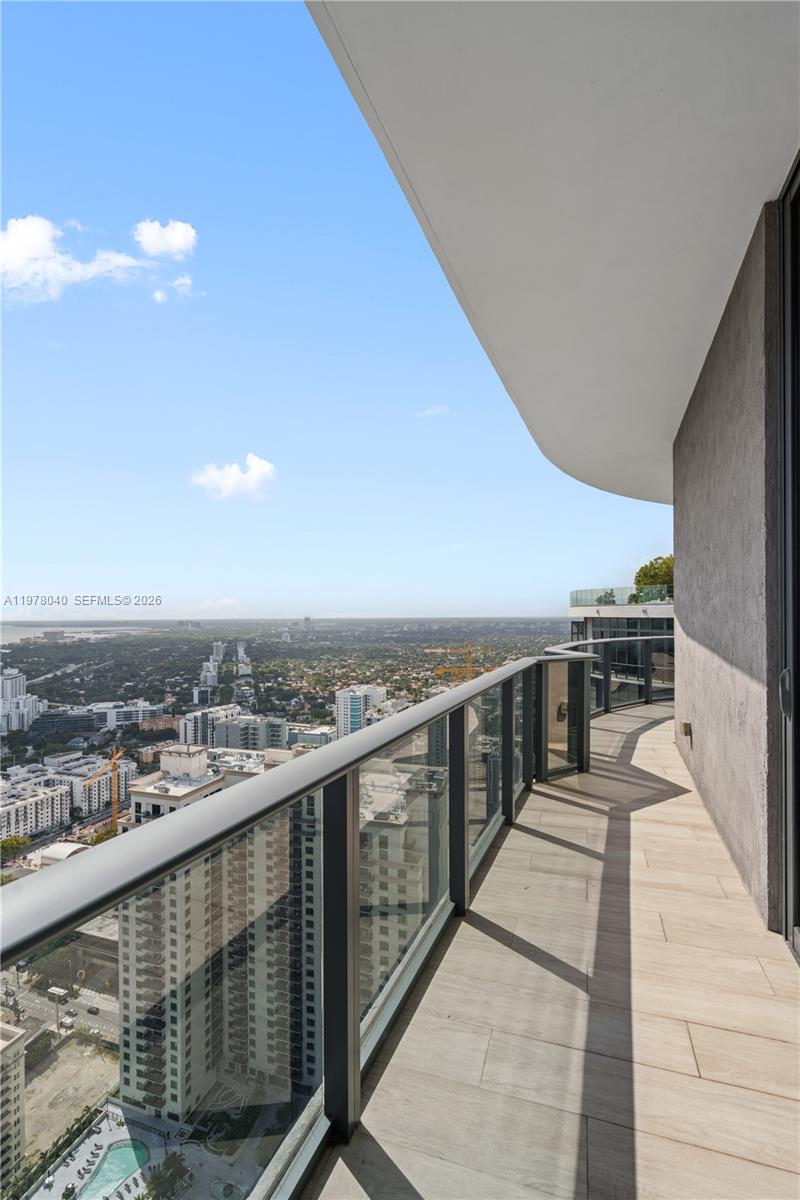 45 Southwest 9th Street, Unit 4706 Miami, FL 33130 - Photo 4 of 41