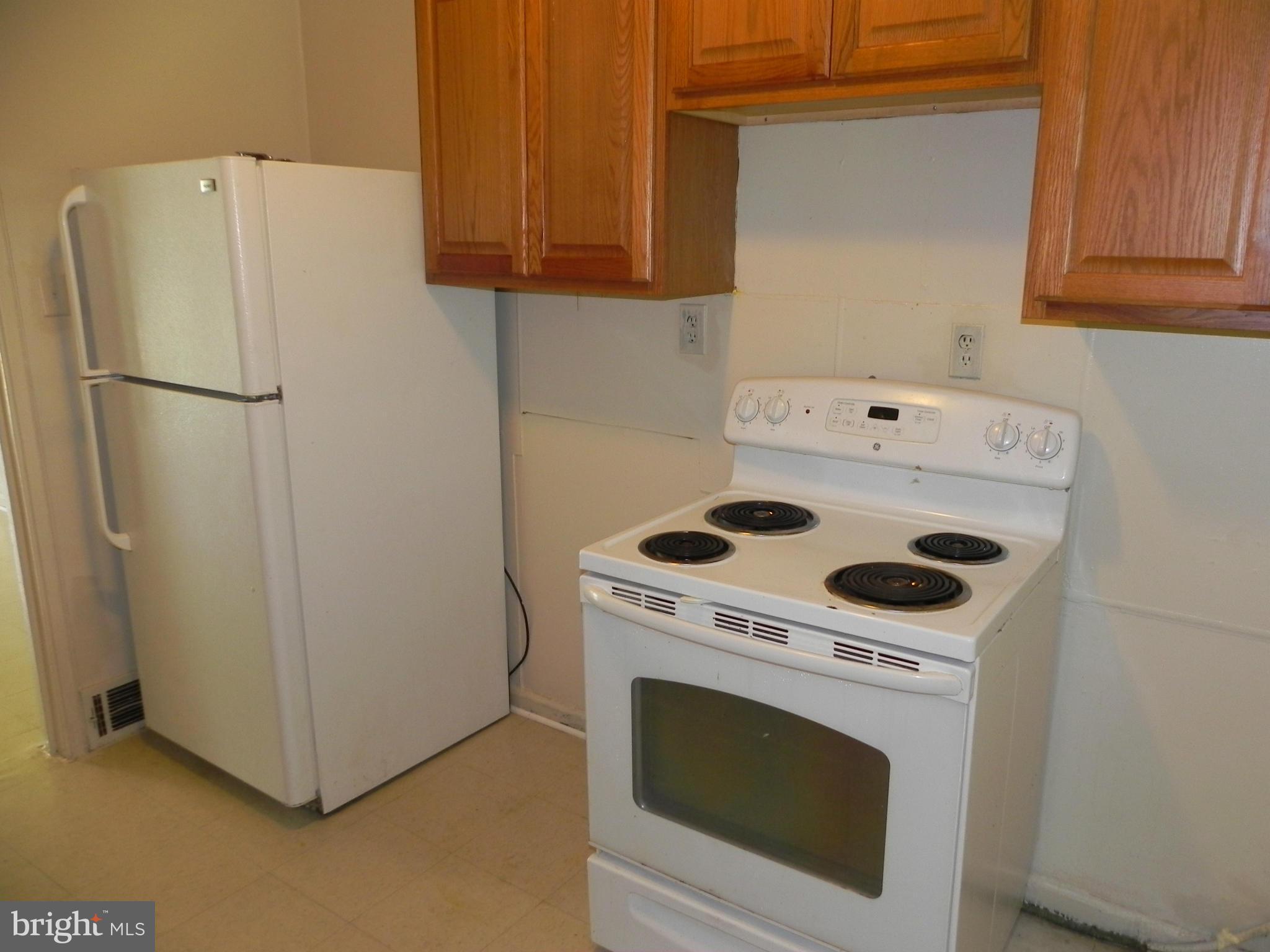 1829 Ray Leonard Road Landover, MD 20785 - Photo 4 of 21 Kitchen