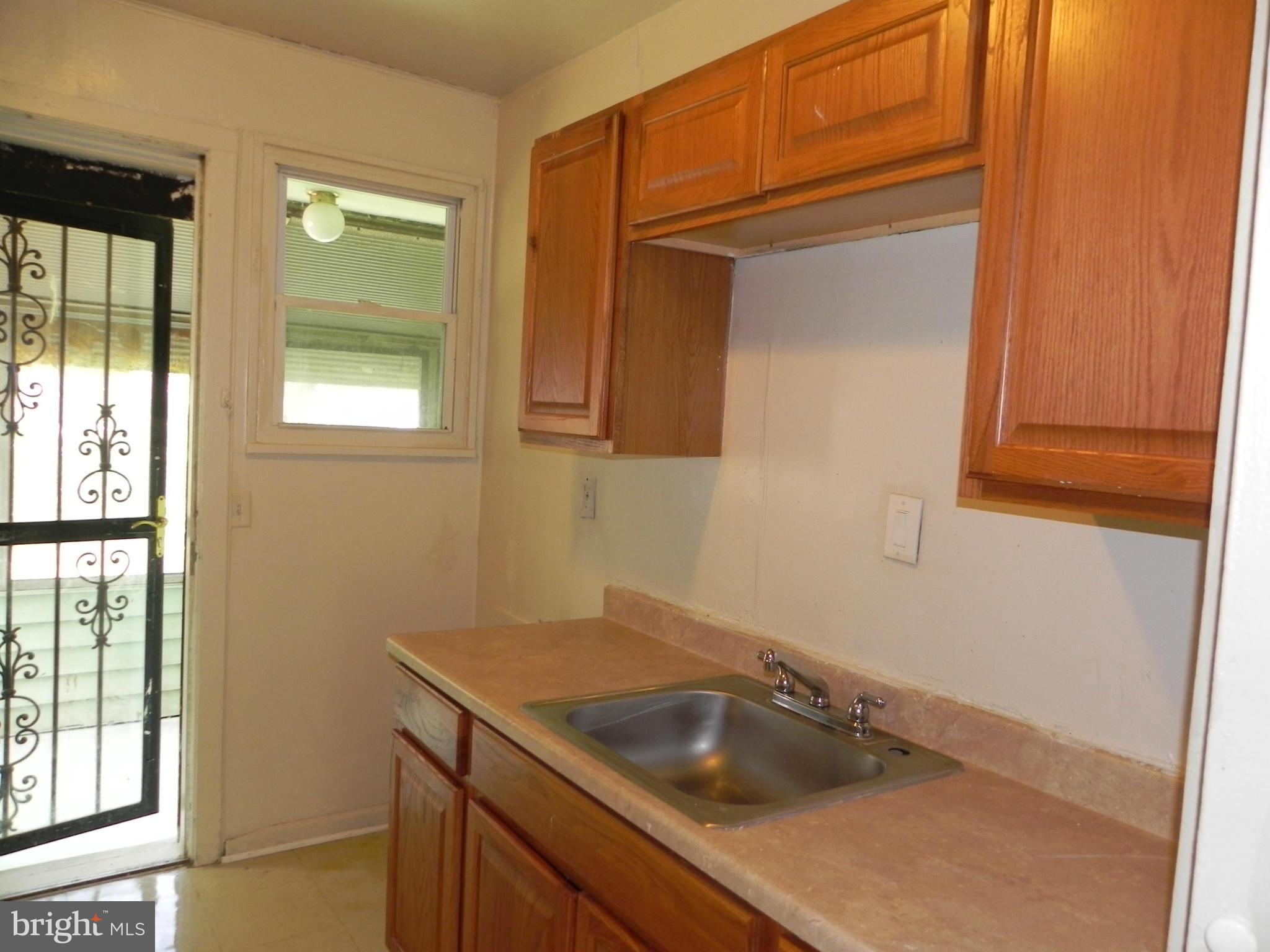 1829 Ray Leonard Road Landover, MD 20785 - Photo 6 of 21 Kitchen
