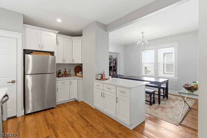 147 High Street Montclair, NJ 07042 - Photo 11 of 25
