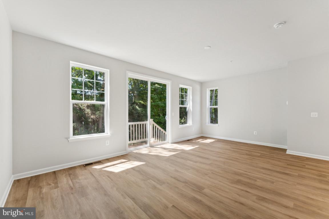 10184 Kings Grove Way Damascus, MD 20872 - Photo 14 of 25