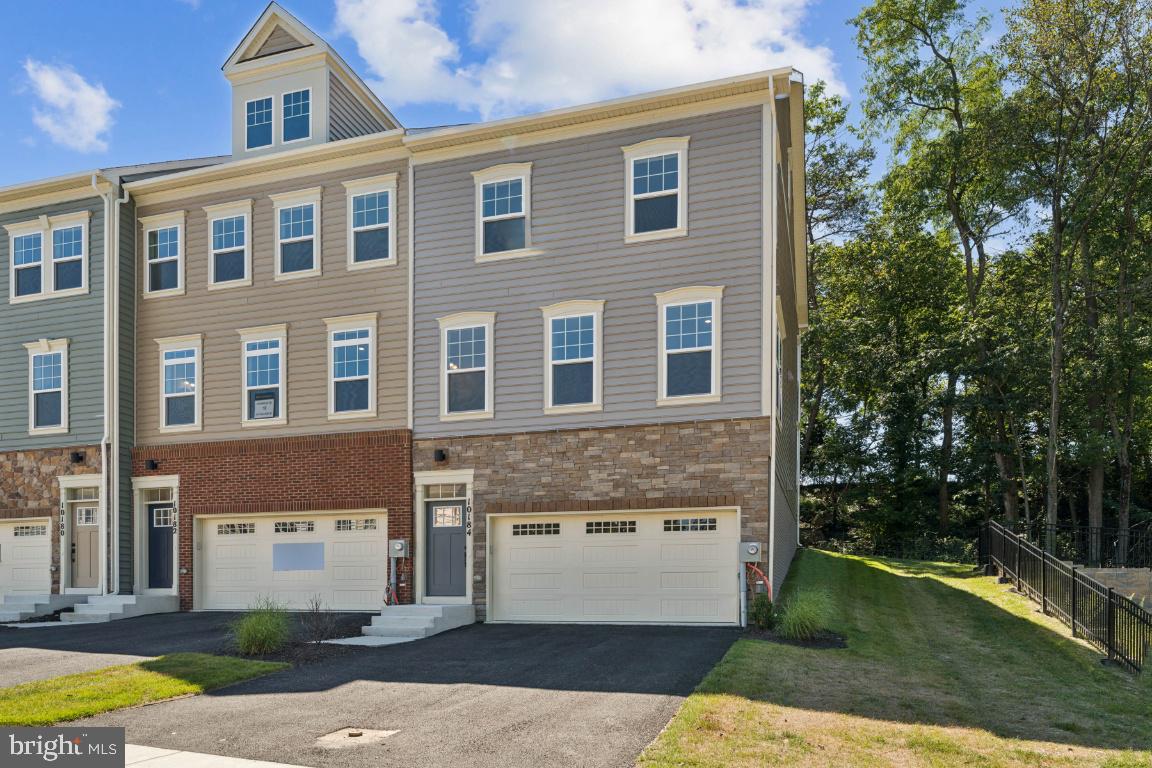 10184 Kings Grove Way Damascus, MD 20872 - Photo 2 of 25