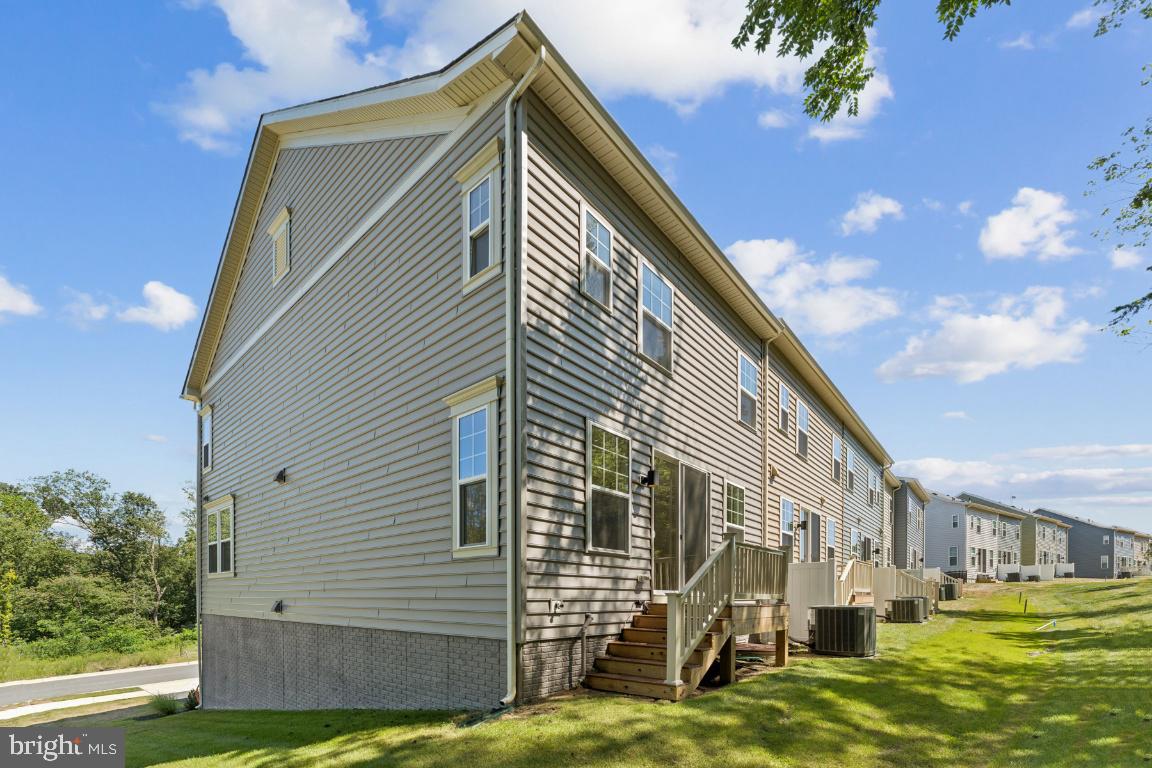 10184 Kings Grove Way Damascus, MD 20872 - Photo 23 of 25