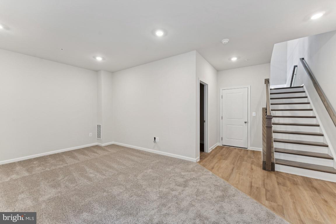 10184 Kings Grove Way Damascus, MD 20872 - Photo 4 of 25