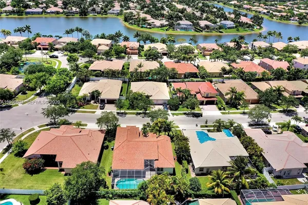 $7,000 | 13813 Northwest 21st Street, Pembroke Pines, FL 33028