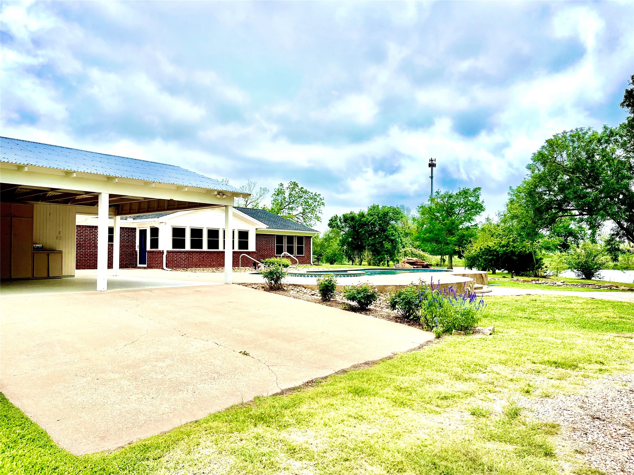 37243 FM 521 Road Bay City, TX 77414 - Photo 30 of 50 The homesite is outside the 100-year flood plain. Elevations confirmed per G&W Engineers in May 2018 with official Elevation Certificate. There were no challenges with rising water during Hurricane Harvey in 2017.