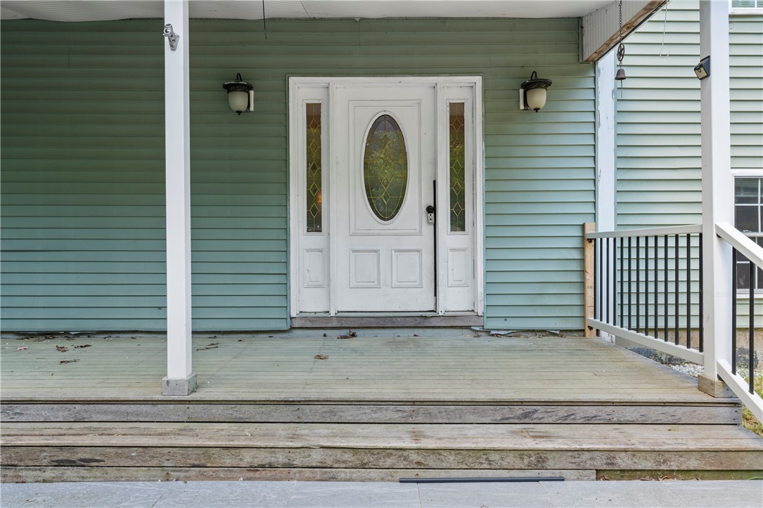 871 Read School House Road Coventry, RI 02816 - Photo 11 of 41