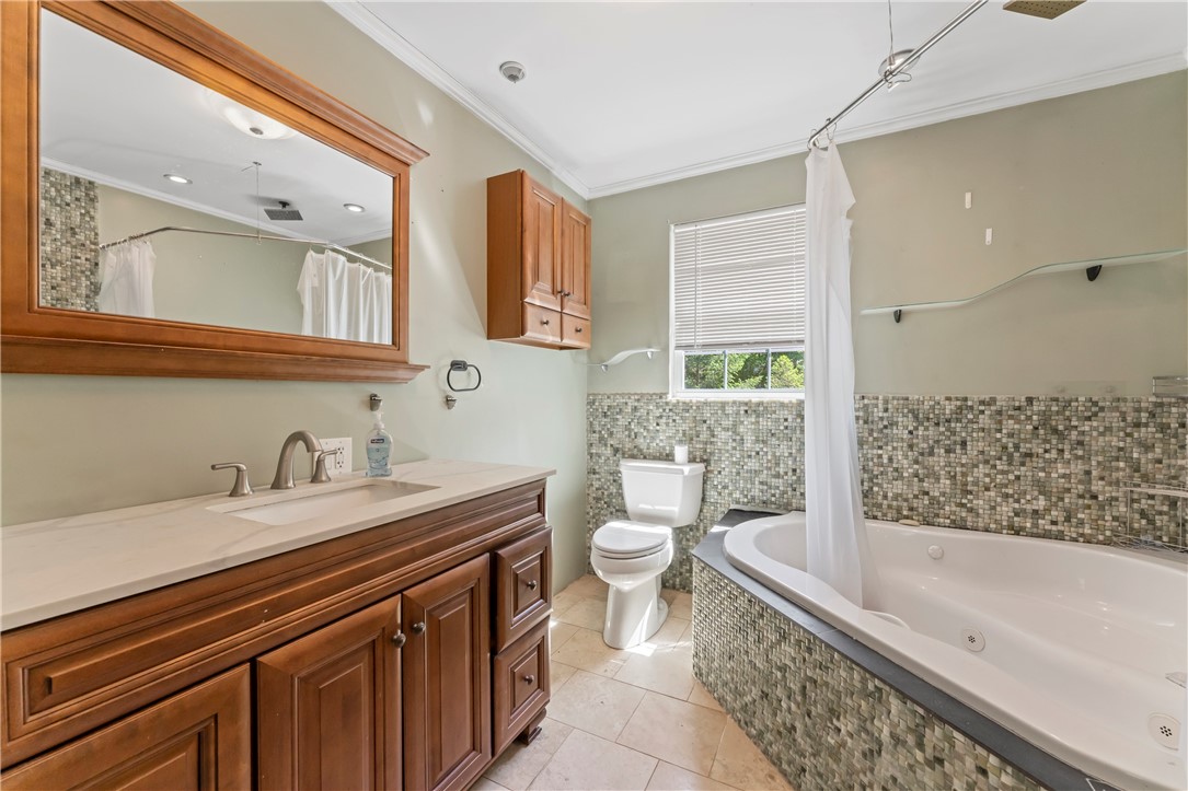 871 Read School House Road Coventry, RI 02816 - Photo 21 of 41