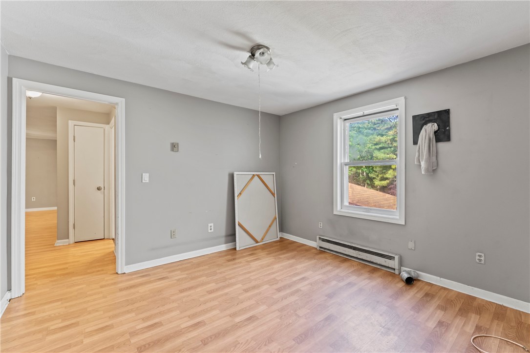 871 Read School House Road Coventry, RI 02816 - Photo 23 of 41
