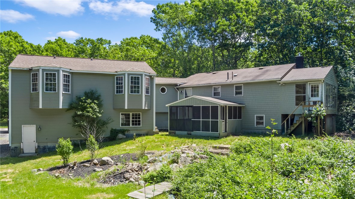 871 Read School House Road Coventry, RI 02816 - Photo 8 of 41