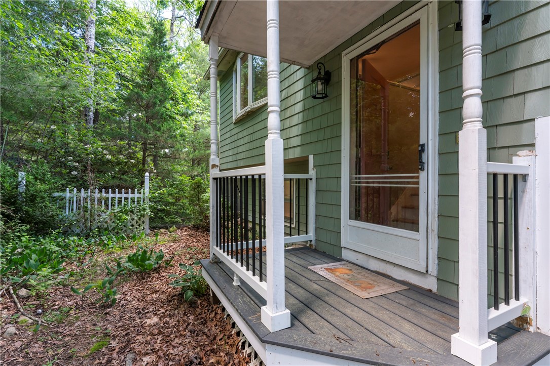 871 Read School House Road Coventry, RI 02816 - Photo 10 of 41