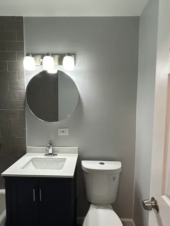 $2,500 | 176 Craig Drive West, Chicago Heights, IL 60411