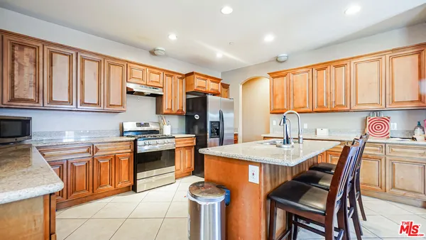 $749,000 | 16051 Los Cedros Avenue, Fontana, CA 92336