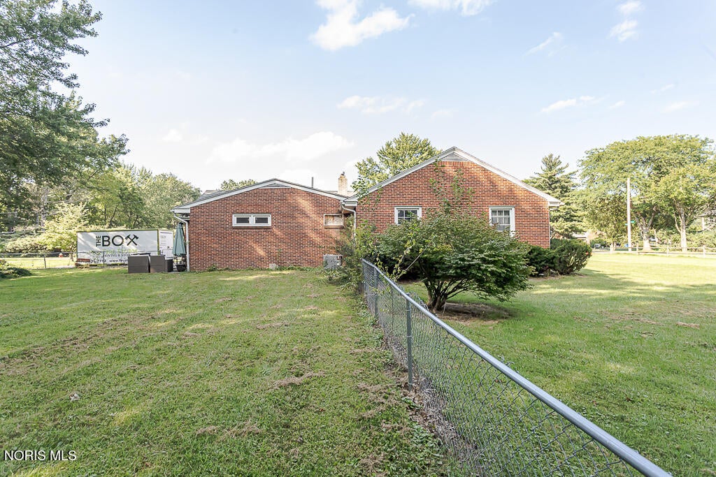 931 Harrow Road Toledo, OH 43615 - Photo 31 of 32 Gallery Image 31