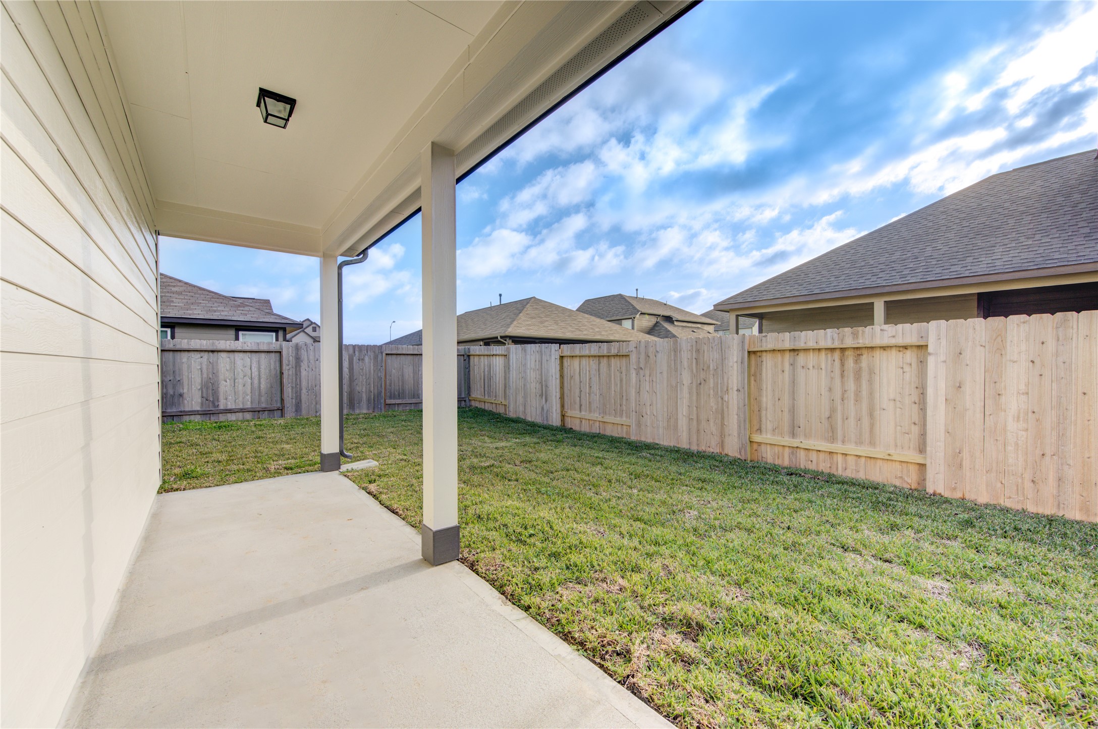 2623 Finley Lane Rosenberg, TX 77471 - Photo 41 of 49 a view of a backyard